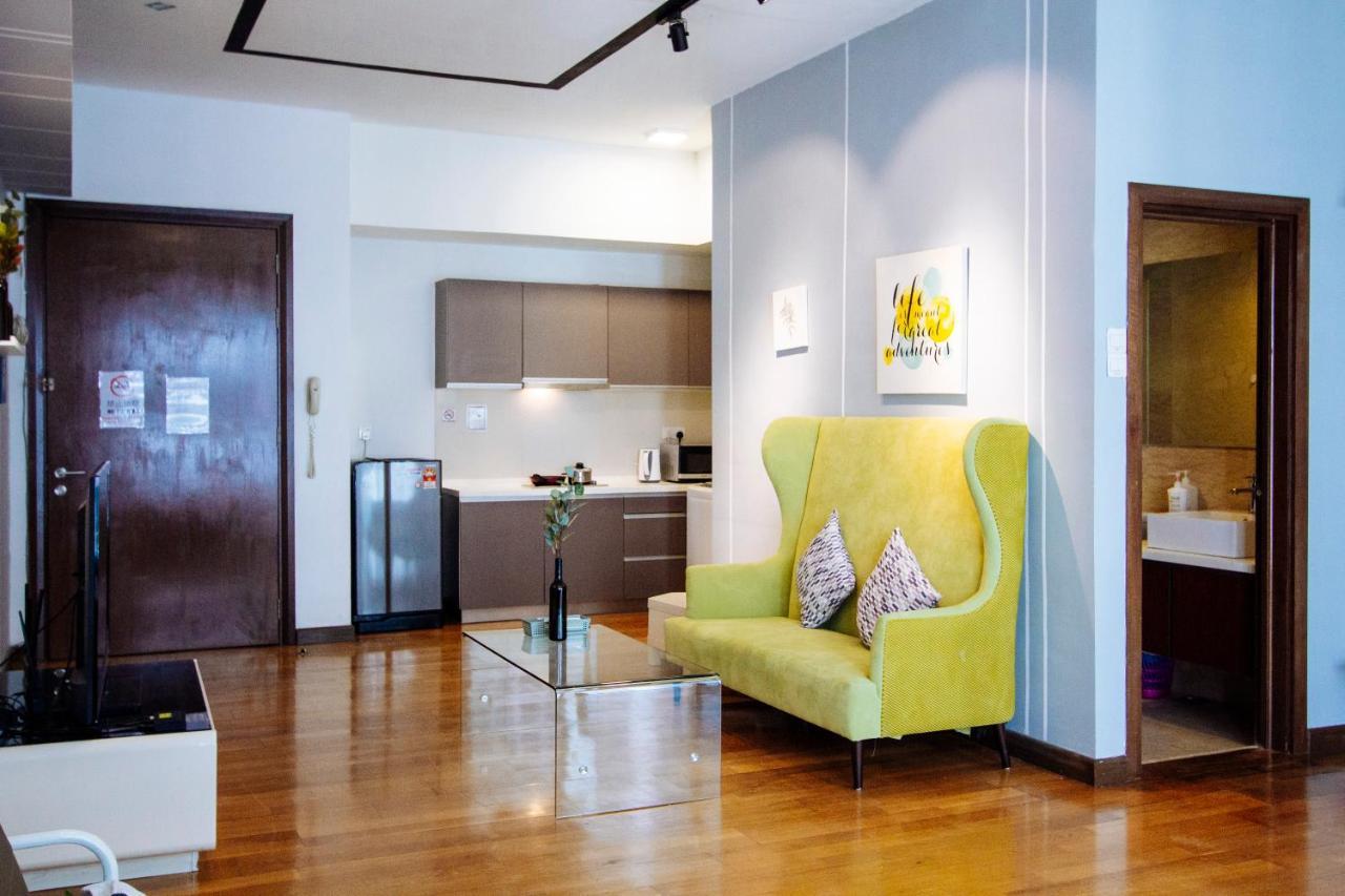 Regalia Residence The Sky Pool Suite Kuala Lumpur Exterior photo